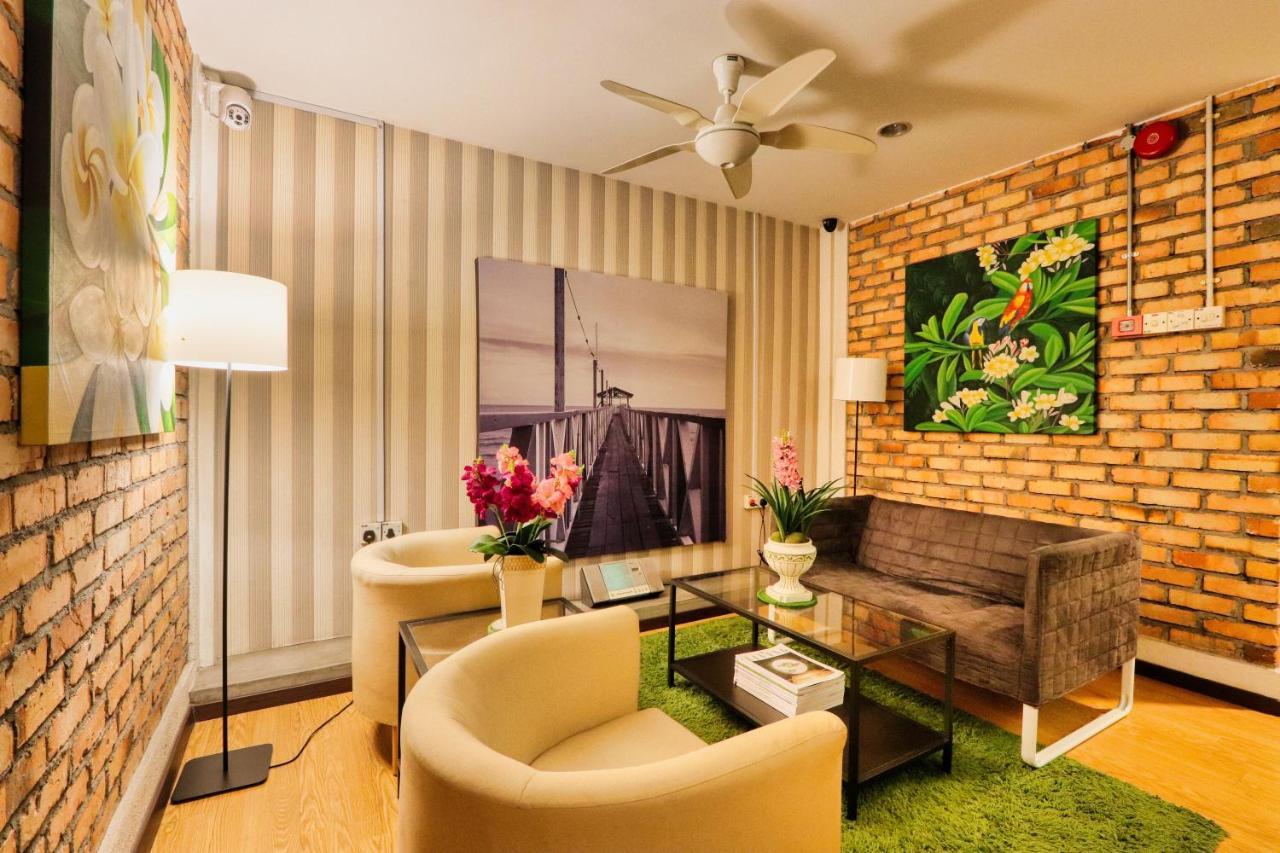 Bata Merah Boutique Hotel Бантинг Екстериор снимка